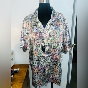 Money print button up